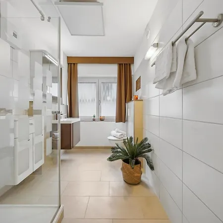 Seequartier 2, 300m Zum Apartamento